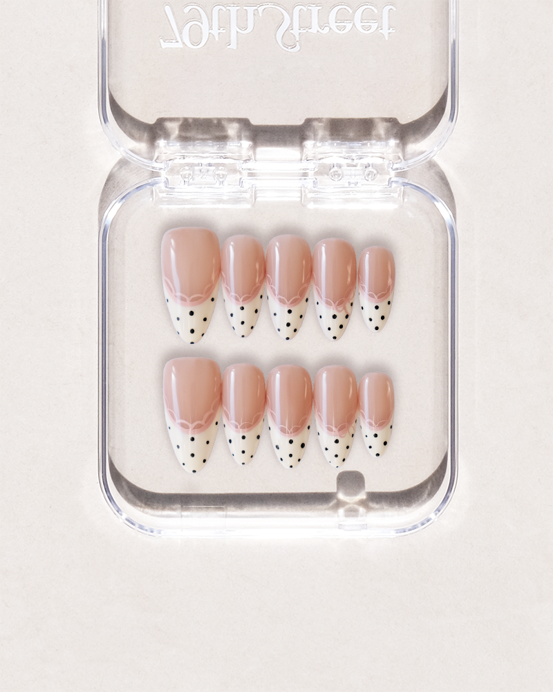 Sweetheart Dots