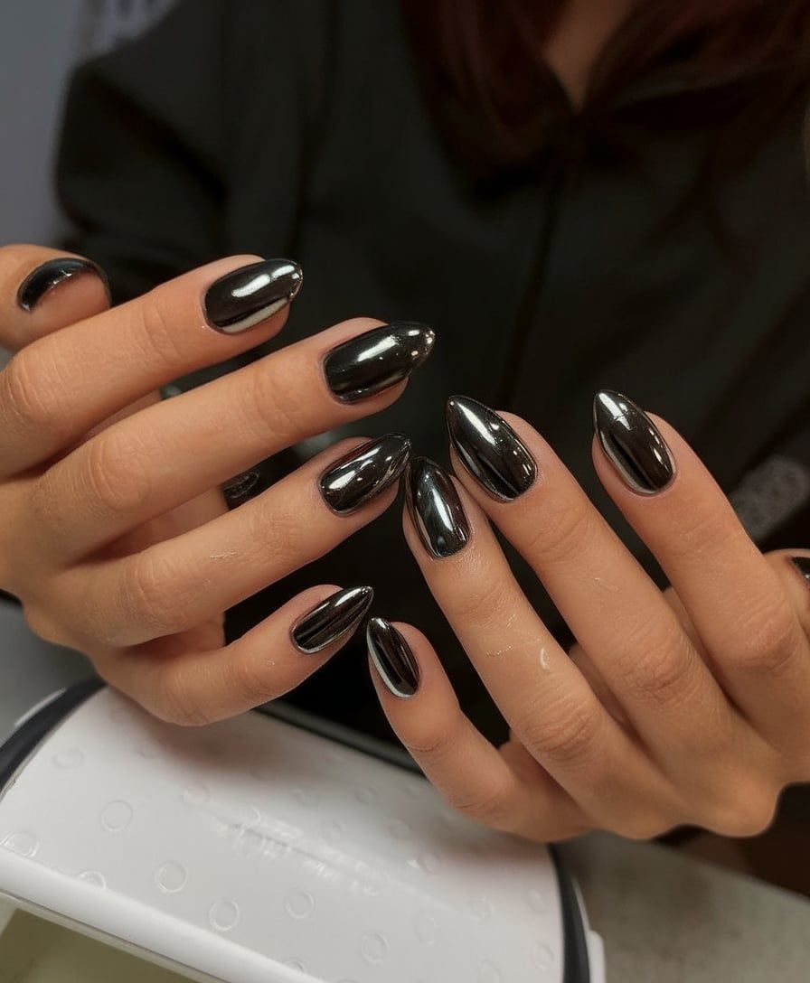 Nyx Gloss Black